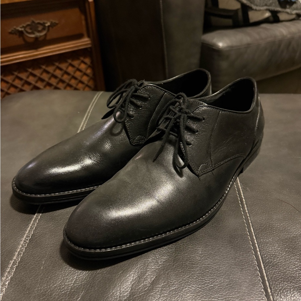 Clark’s Men’s Black Oxford Leather Dress Shoe Size 10.5